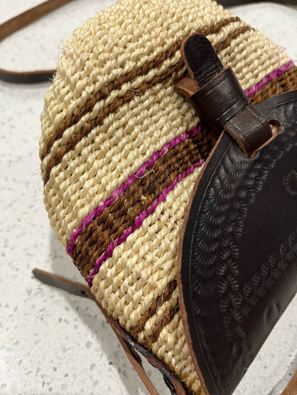 Kiondo Leather Strap Bag African Woven Sisal Adjustable Strap Shoulder Strap - Picture 3 of 8